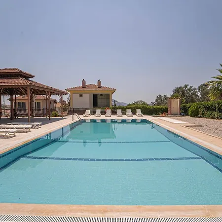 Cozy Triplex With Shared Pool Near Oludeniz In Fethiye Apartman *